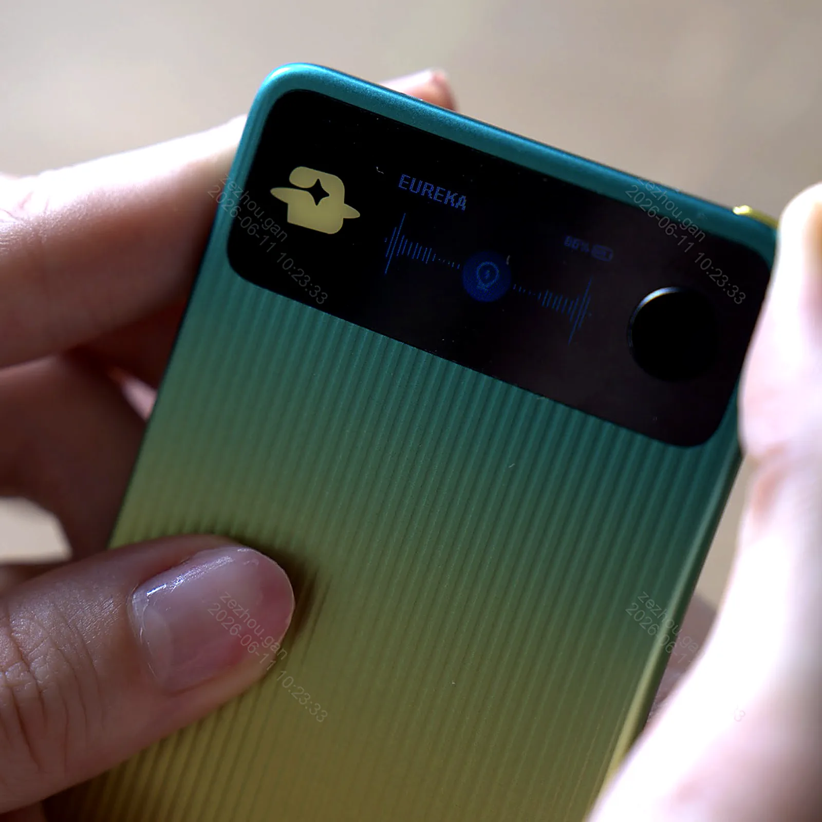 EurekaMind recording display on a green device